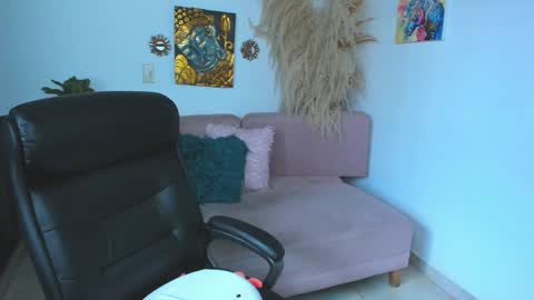  Salma Independent Model online show from January 23, 7:51 pm