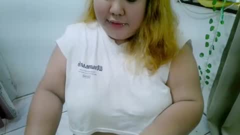 bombastic_darla online show from September 28, 3:01 am