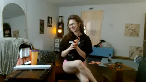 BombshellBaeby online show from July 19, 2:37 am