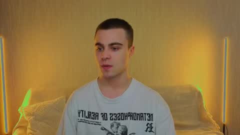 Snapshot of bonaqua_ chatting on March 2, 6:48 pm AdamJasonPVT IS OPEN online show from March 2, 6:48 pm
