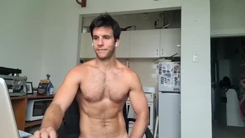 Snapshot of bondi333 chatting on January 16, 1:27 am Bondi online show from January 16, 1:27 am