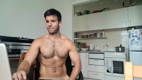 Snapshot of bondi333 chatting on January 30, 1:11 am Bondi online show from January 30, 1:11 am