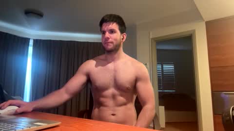 Snapshot of bondi333 chatting on November 17, 9:42 pm Bondi online show from November 17, 9:42 pm