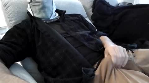 Snapshot of bonedtobewild chatting on December 15, 3:27 pm Nono online show from December 15, 3:27 pm