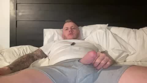 boner4you1994 online show from February 17, 9:52 pm