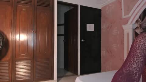 Snapshot of bonnie__milf chatting on December 15, 11:47 am bonnie online show from December 15, 11:47 am