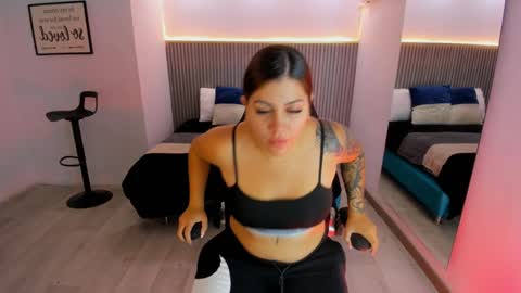 Bonnie  online show from February 4, 11:05 am