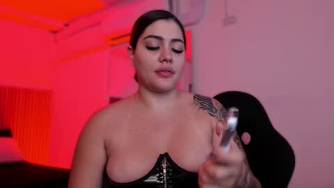 Bonnie  online show from January 9, 11:35 am