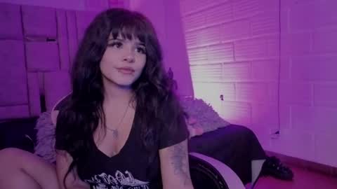 Snapshot of bonnie_anderson chatting on June 13, 12:41 am Bonnie Anderson online show from June 13, 12:41 am