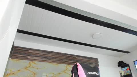 becky online show from November 18, 6:12 pm