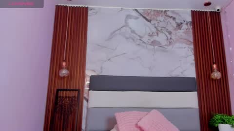 Snapshot of bonnie_ch1 chatting on June 9, 8:09 pm BONNIE online show from June 9, 8:09 pm