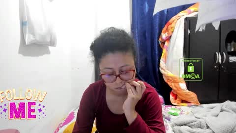 Snapshot of bonnie_lam_ chatting on November 13, 4:22 am bonnie lam hello welcome to my room I hope you have fun and you can reach your maximum pleasure here with me online show from November 13, 4:22 am