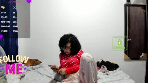 Snapshot of bonnie_lam_ chatting on June 8, 3:18 am bonnie lam hello welcome to my room I hope you have fun and you can reach your maximum pleasure here with me online show from June 8, 3:18 am