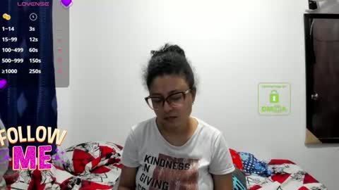 Snapshot of bonnie_lam_ chatting on July 5, 3:34 am bonnie lam hello welcome to my room I hope you have fun and you can reach your maximum pleasure here with me online show from July 5, 3:34 am