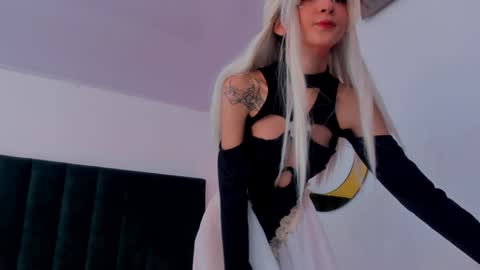   online show from December 24, 3:37 pm