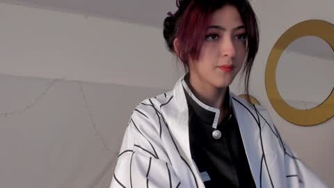 Snapshot of bonniecute_ chatting on December 29, 12:01 pm online show from December 29, 12:01 pm