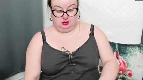 Bonnie online show from December 21, 8:18 am