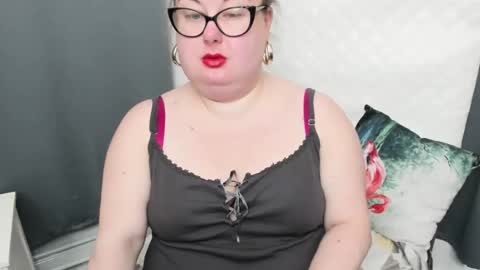 Bonnie online show from January 5, 10:10 am