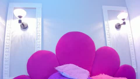 Bonnie online show from October 28, 2:31 pm