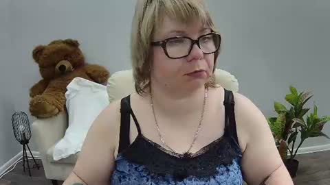 bonnnyboobsy online show from July 26, 6:26 pm