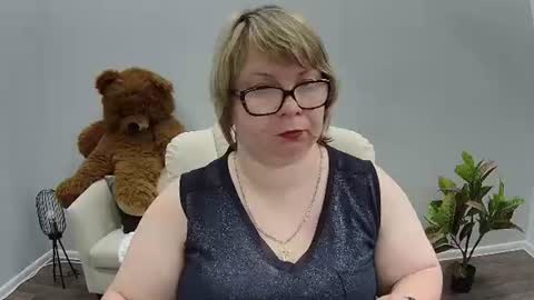 bonnnyboobsy online show from July 27, 7:32 pm