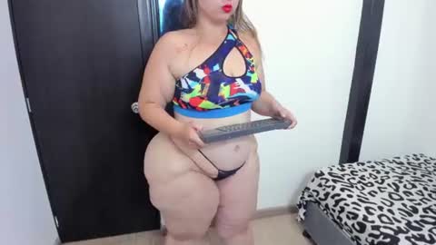 Snapshot of bonnyy26 chatting on July 26, 8:32 am bony online show from July 26, 8:32 am