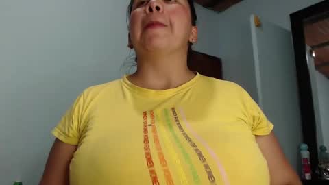 Luciana independent model online show from February 11, 3:29 am
