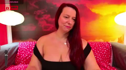 Snapshot of boobyianax chatting on November 17, 7:14 am BoobyIANAx online show from November 17, 7:14 am