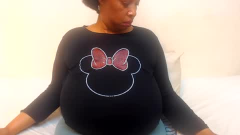 boobyqueen online show from June 18, 2:23 am