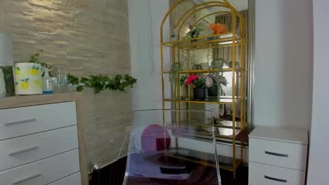 boobzilla_ online show from October 8, 7:22 pm