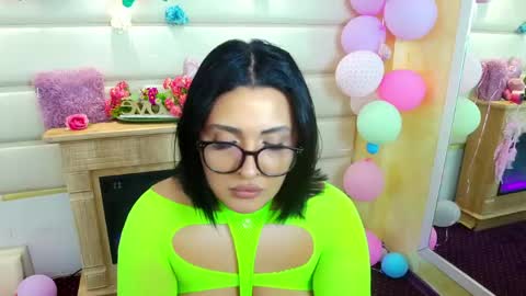 boobzilla_ online show from April 30, 6:20 am