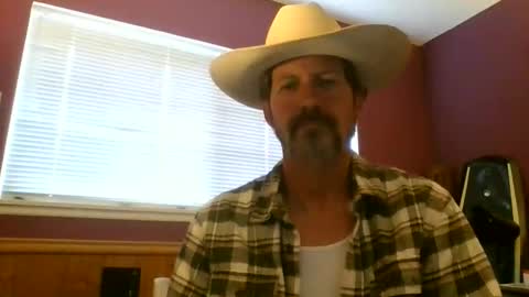 Snapshot of boos9393 chatting on February 19, 5:20 pm Friend online show from February 19, 5:20 pm