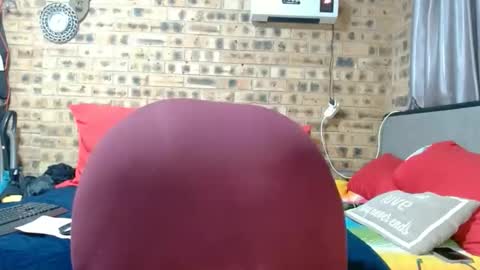 Snapshot of bootytwerkxxx chatting on May 10, 7:08 pm bootytwerkxxx online show from May 10, 7:08 pm