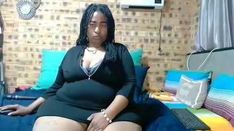 Snapshot of bootytwerkxxx chatting on May 30, 7:49 am bootytwerkxxx online show from May 30, 7:49 am