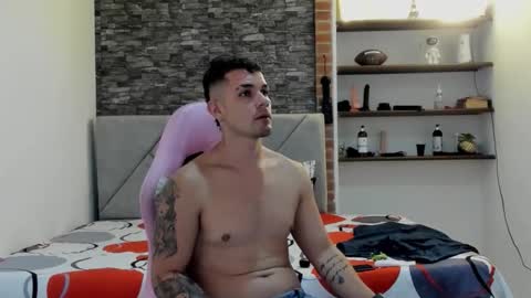 booyhott_ online show from March 4, 8:59 pm