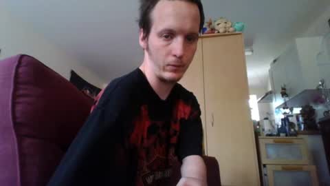 Snapshot of boredlul chatting on July 5, 9:05 am boredlul online show from July 5, 9:05 am