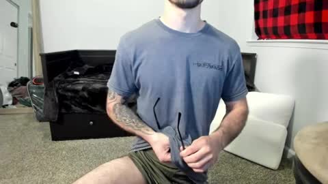 Snapshot of boris_da_blade chatting on April 15, 8:10 am Boris DaBlade online show from April 15, 8:10 am