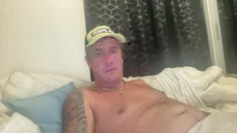 Snapshot of borkaa777 chatting on August 5, 3:31 am borkaa777 online show from August 5, 3:31 am