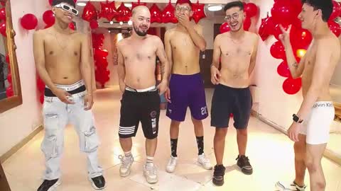 THOMAS AND DAMIAND online show from February 9, 7:27 am