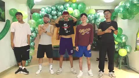 THOMAS AND DAMIAND online show from February 27, 5:34 am