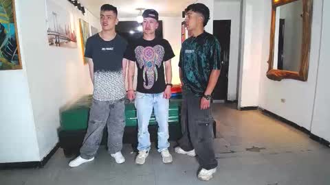 THOMAS AND DAMIAND online show from November 14, 5:44 pm