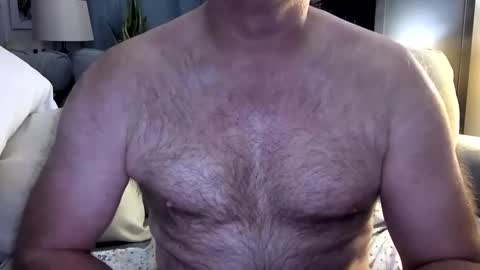 Snapshot of bose36 chatting on October 10, 12:42 am bose36 online show from October 10, 12:42 am