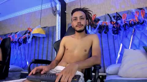 Boss online show from November 2, 4:04 am