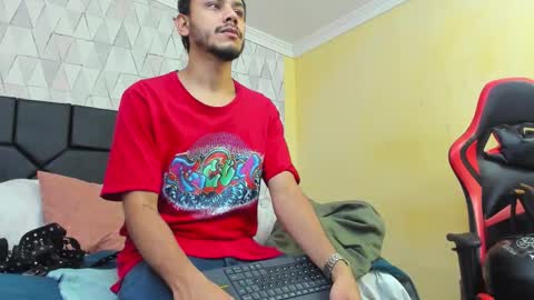 Boss online show from February 1, 12:15 pm