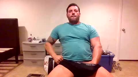 The Italian Boss  online show from November 4, 8:35 am