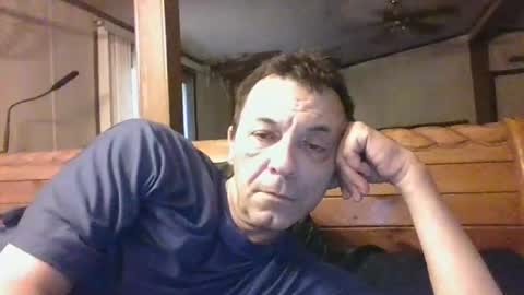 Snapshot of bottomcdforoldersc chatting on July 20, 9:28 pm James online show from July 20, 9:28 pm