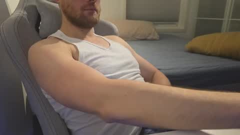 bottomtsinner online show from February 26, 11:04 pm