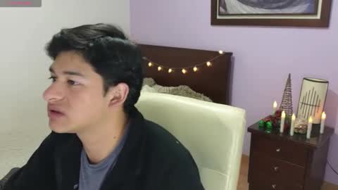 Snapshot of bottomttwink chatting on November 8, 3:07 am bottomttwink online show from November 8, 3:07 am