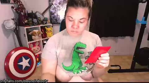 Snapshot of bouncinbooty chatting on March 12, 3:46 am Pumpkin Butt online show from March 12, 3:46 am