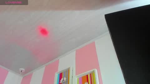 bouncing_bunnyxxx69 online show from November 19, 5:40 am